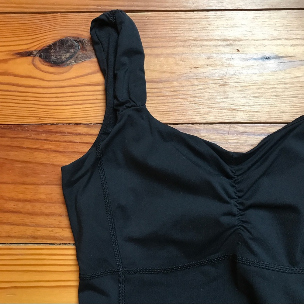 Lululemon Black Crossback Tank Top, EUC, 8 - Picture 2 of 13